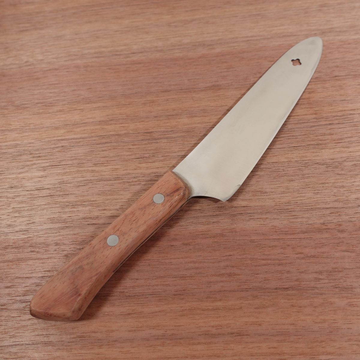 MAC III Santoku Knife, Sharpened, All-Purpose Knife, Stainless Steel, Maku, Handle Gouge, 170mm