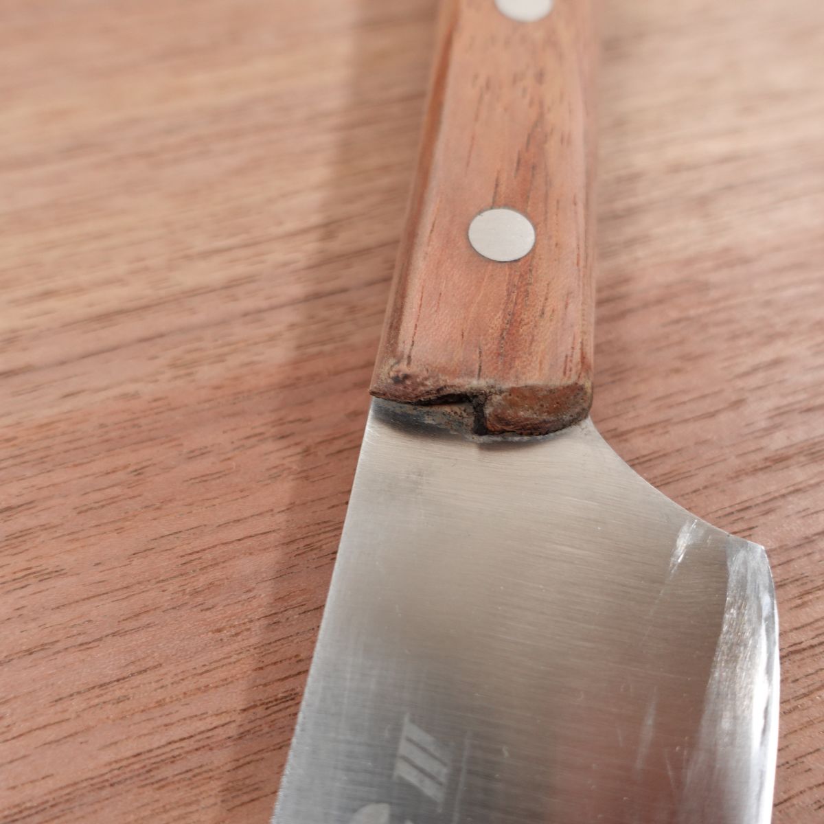 MAC III Santoku Knife, Sharpened, All-Purpose Knife, Stainless Steel, Maku, Handle Gouge, 170mm
