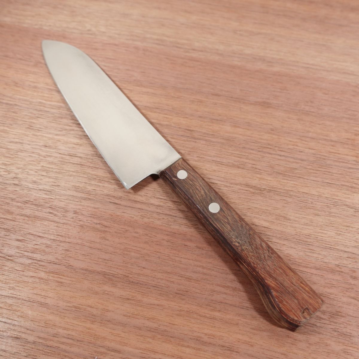 NS100 Santoku Knife, Sharpened, KAI, All-Purpose Knife, Stainless Steel, 170mm