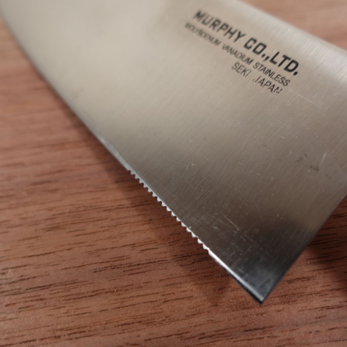 MURPHY Santoku Knife, Sharpened, Murphy Okada, All-Purpose Knife, Serrated Edge, All Stainless Steel, 165mm