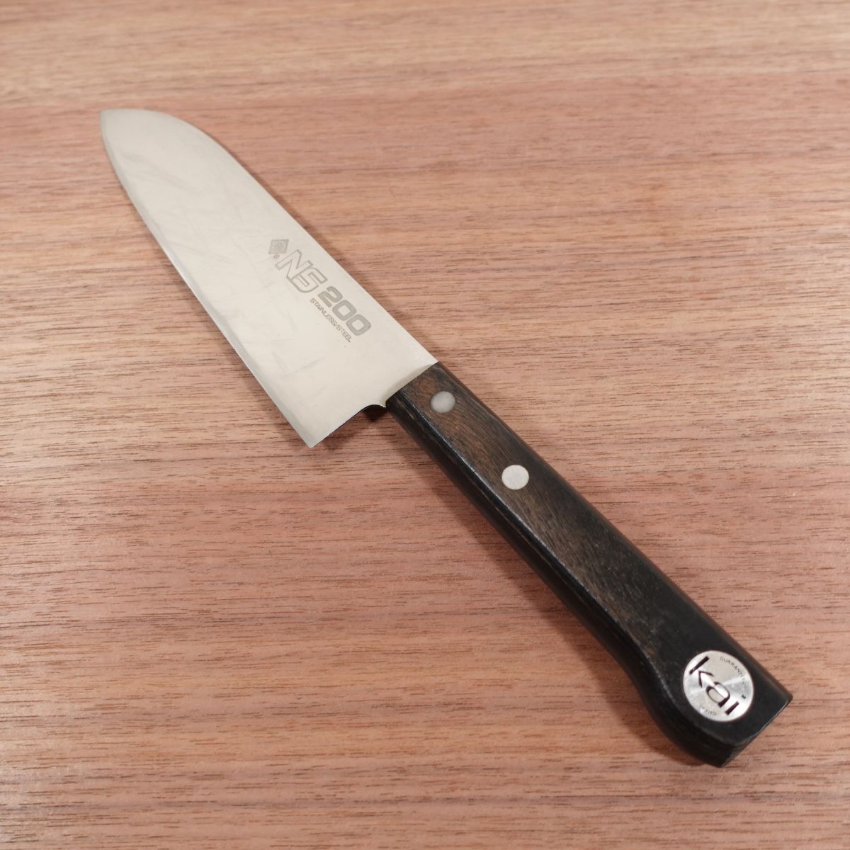 NS200 Santoku Knife, Sharpened, KAI, All-Purpose Knife, Stainless Steel, 165mm