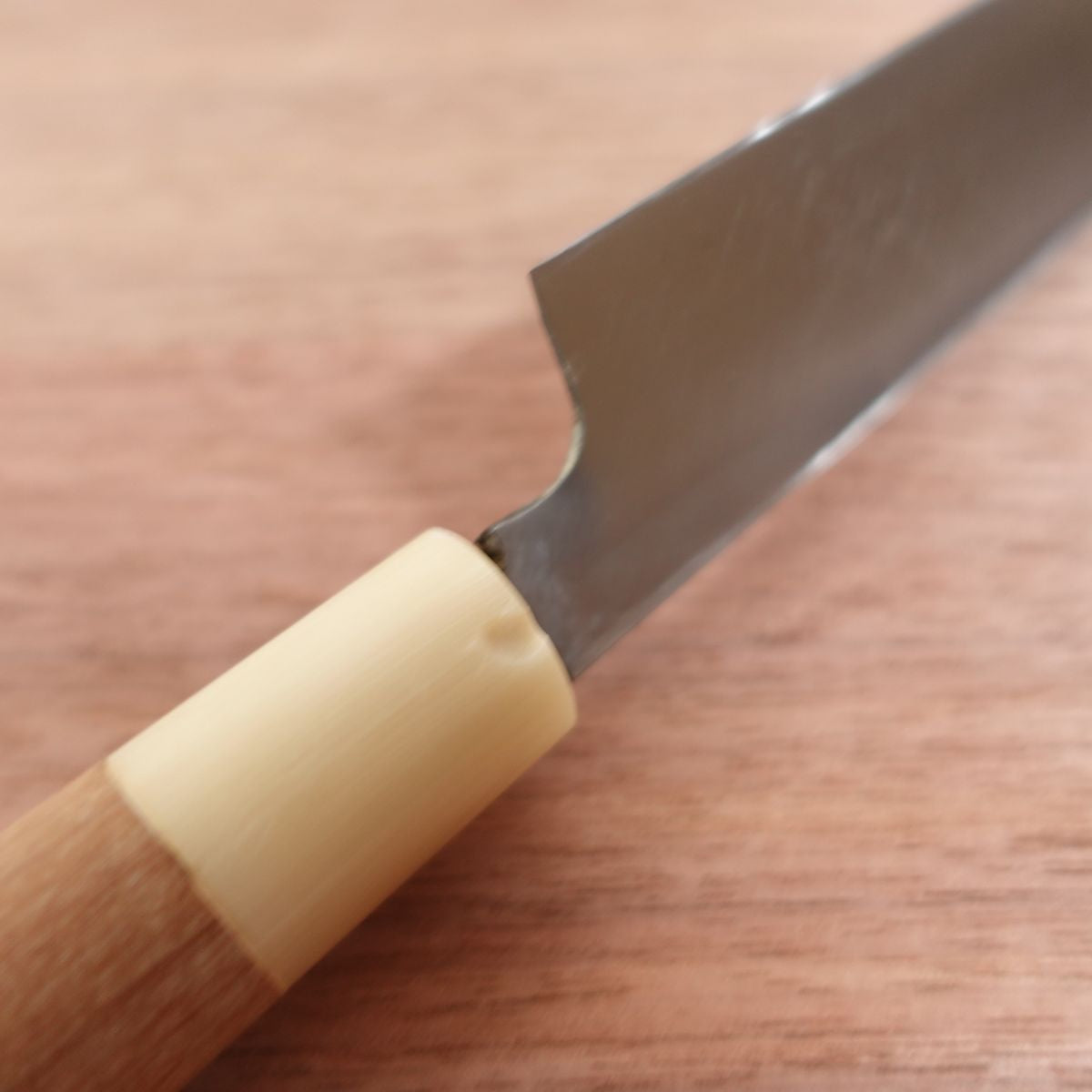 Sakai Toji Yanagiba Knife, Sharpened, Iwakuni, White Water Buffalo Handle, Sashimi Knife, Nearly Unused, Wooden Sheath Included, 240mm