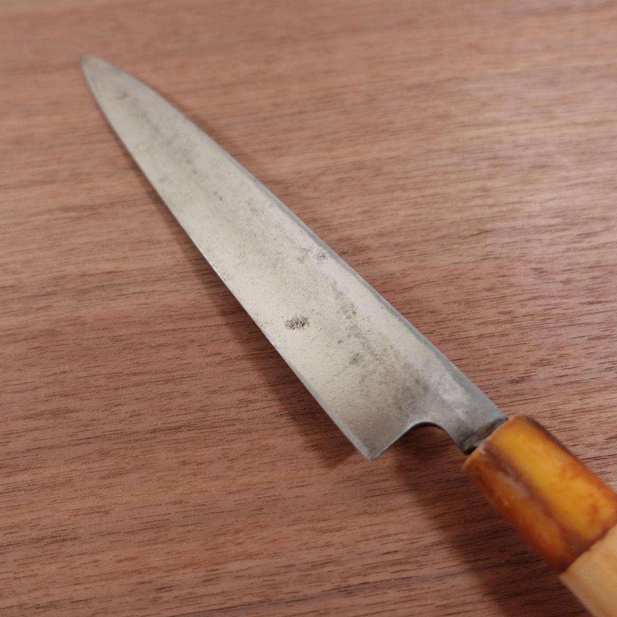 Sakai Ichiji Yanagiba Knife, Sharpened, Ichiji Special, White Water Buffalo Handle, Sashimi Knife, 210mm