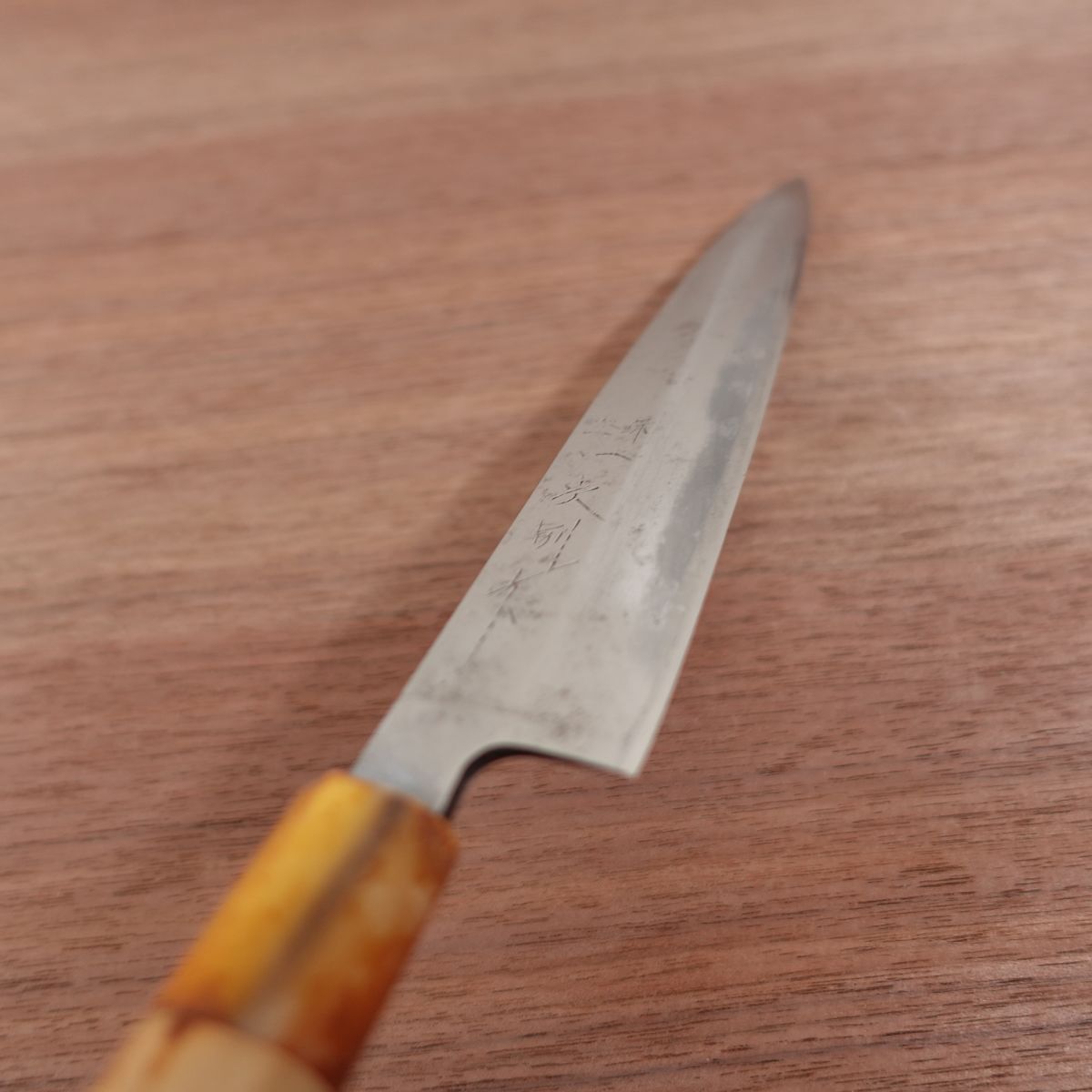 Sakai Ichiji Yanagiba Knife, Sharpened, Ichiji Special, White Water Buffalo Handle, Sashimi Knife, 210mm