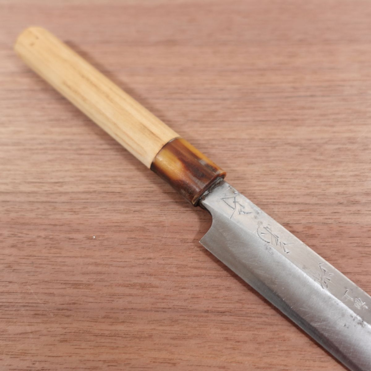 Sakai Kikumori Yanagiba Knife, Sharpened, White Water Buffalo Handle, Premium, Sashimi Knife, Well Maintained, 255mm