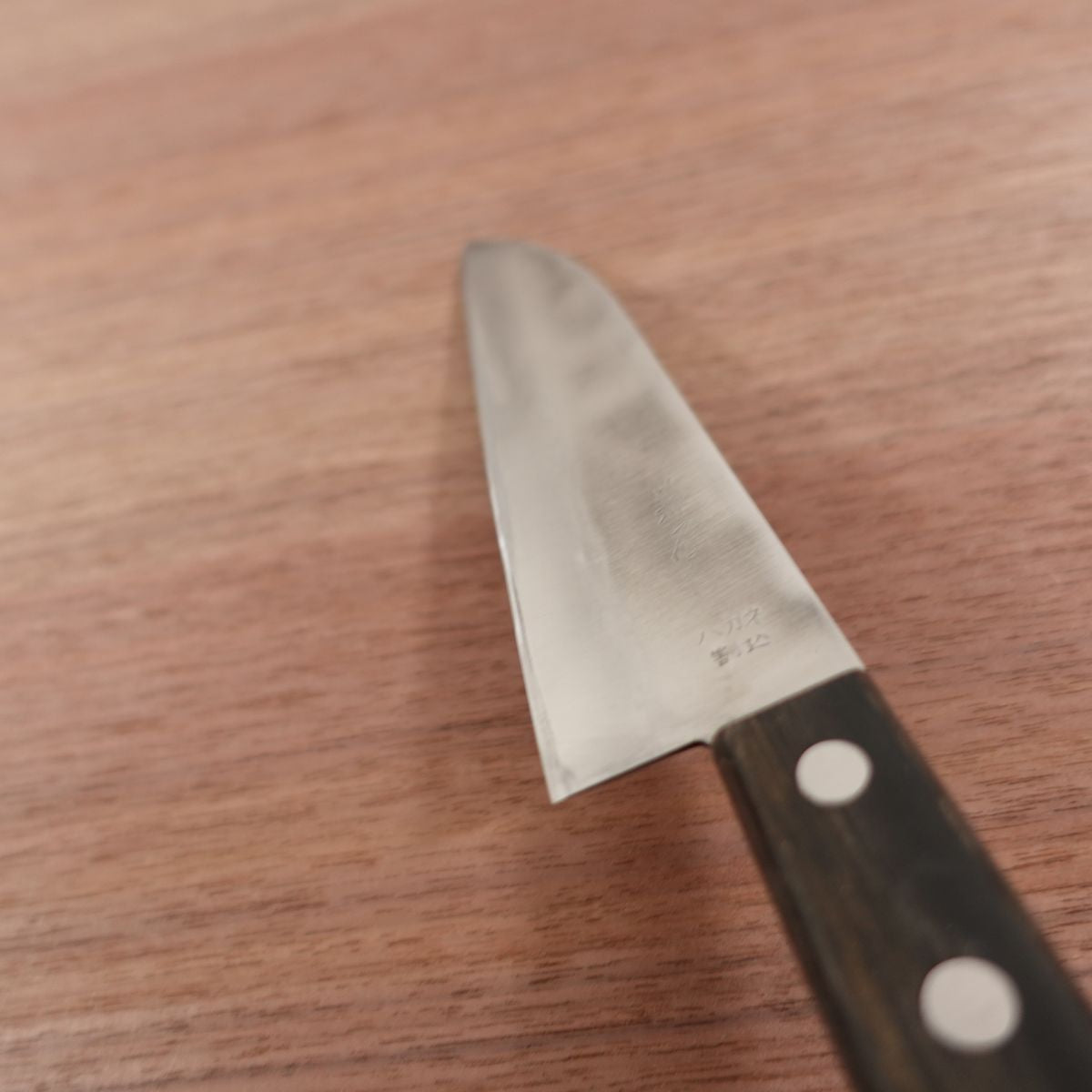Kanetatsu Ko-Santoku Knife, Sharpened, Laminated Steel, All-Purpose Knife, Wide Petty, 135mm
