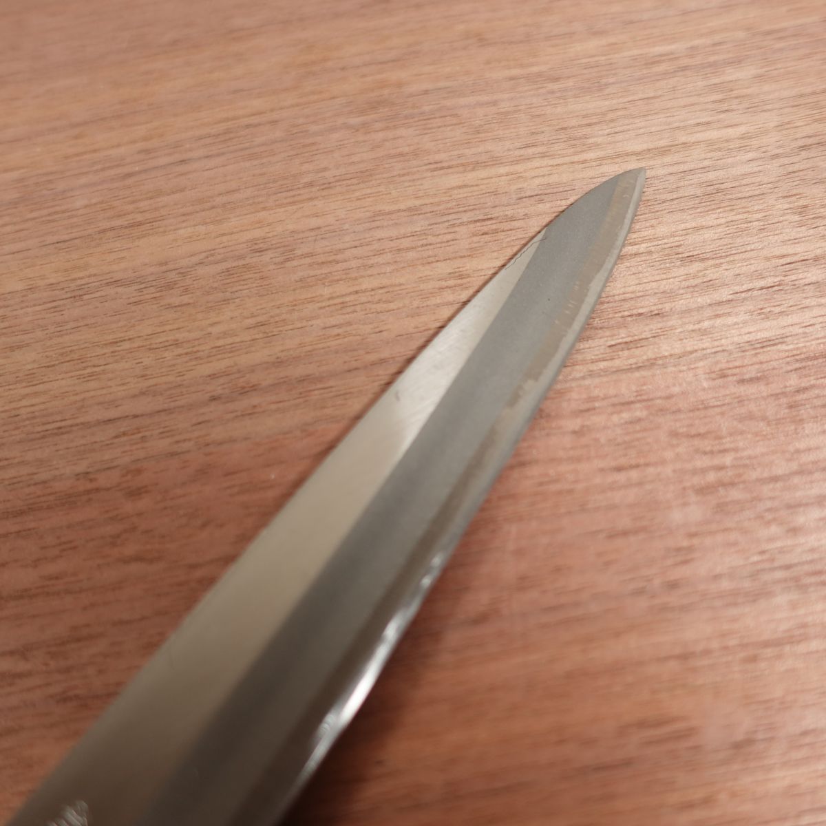 Togoro Yanagiba Knife, Sharpened, Sashimi Knife, Single Bevel, Carbon Steel, Nearly Unused Stored Item, 220mm