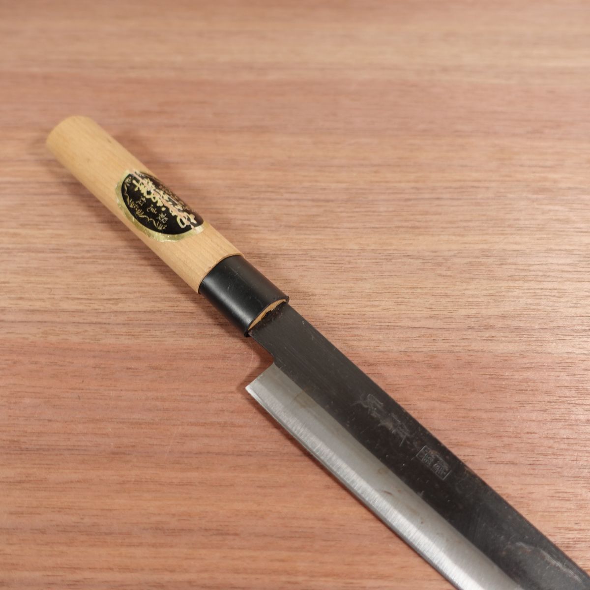 Yushun Yanagiba Knife, Sharpened, Double Bevel, Kurouchi Finish, Thin Blade, Sashimi Knife, Excellent Condition, 220mm