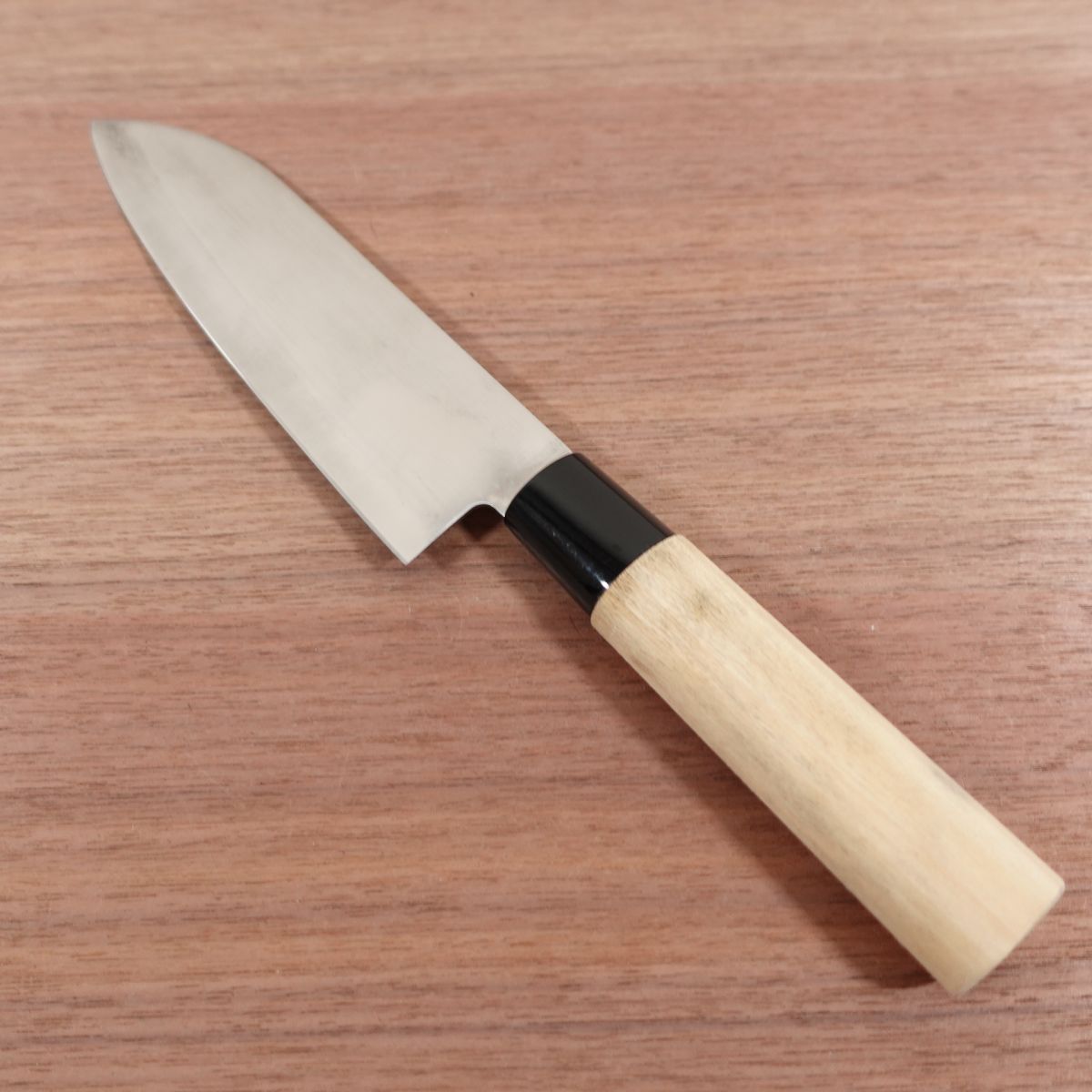 Akari Santoku Knife, Sharpened, All-Purpose Knife, Stainless Steel, Lightly Used, 170mm