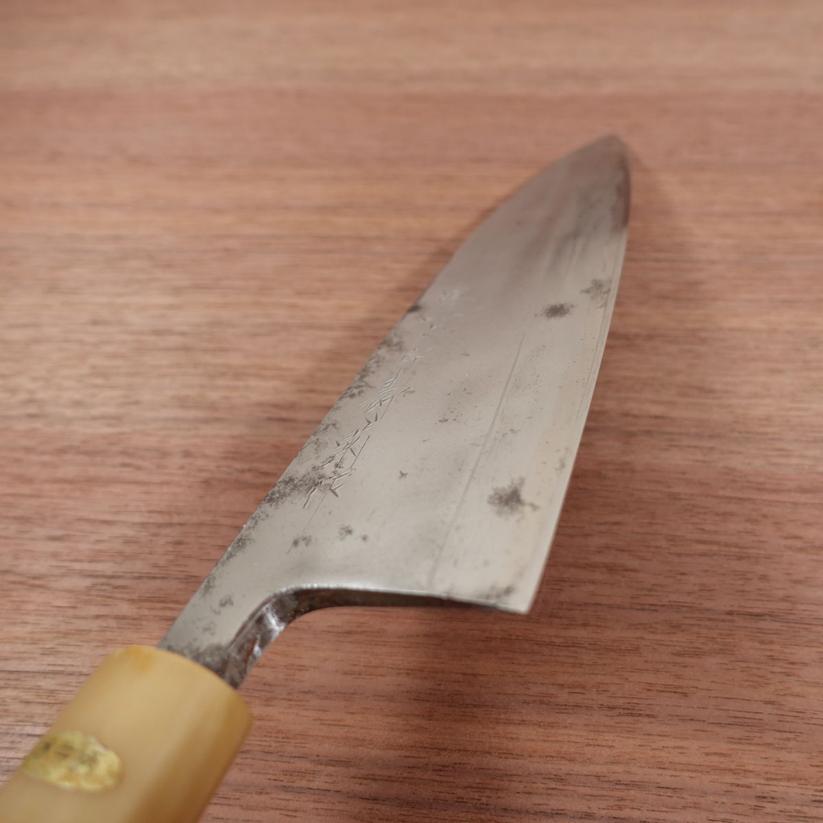 Sakai Ichimonji Hisagiku Large Deba Knife, Sharpened, White Water Buffalo Handle, Made by Hisagiku, 215mm