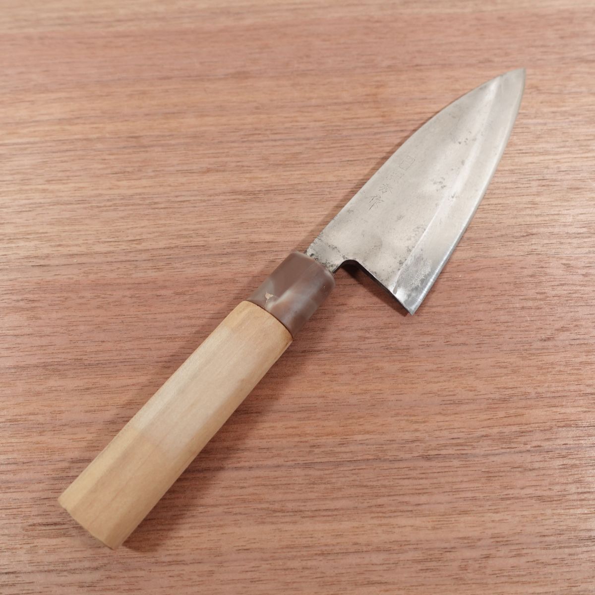 Couteau Teruhide Ai-Deba, aiguisé, Deba mince, manche en marbre, fabriqué par Teruhide, 155 mm