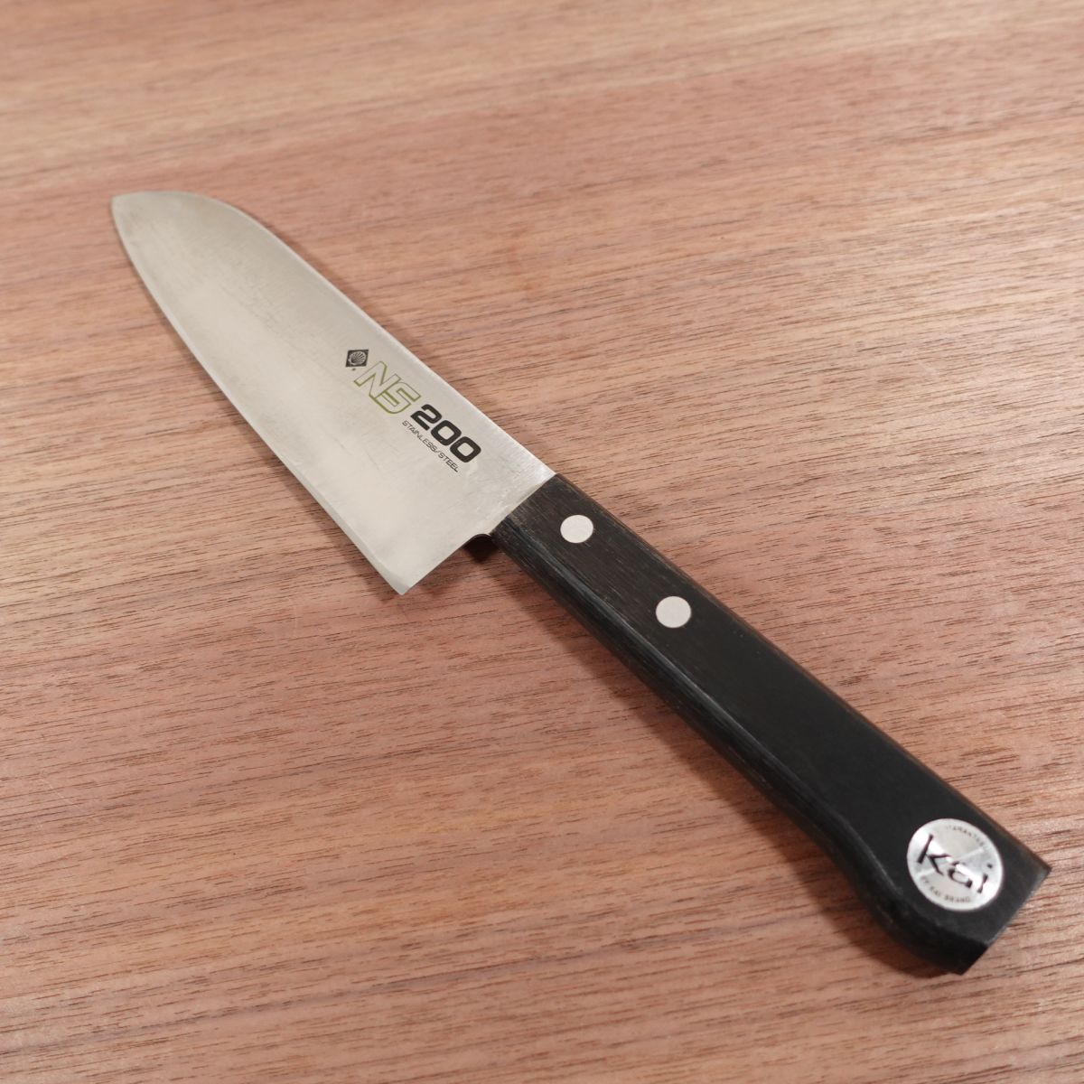 Couteau Santoku NS200, affûté, KAI, couteau universel, acier inoxydable, 165 mm