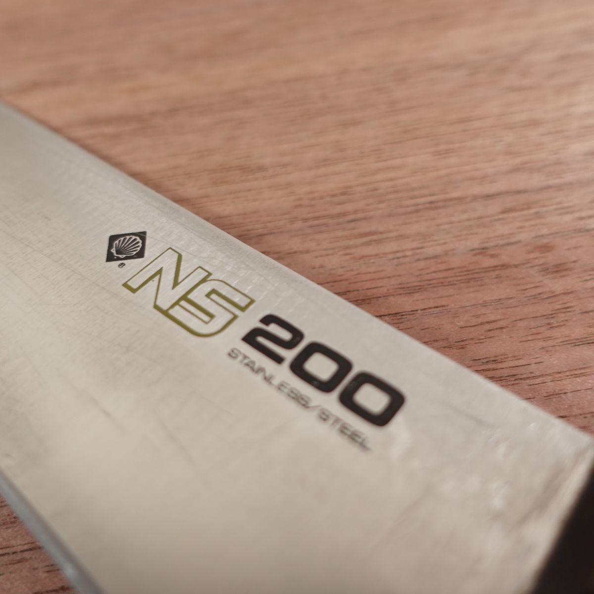 Couteau Santoku NS200, affûté, KAI, couteau universel, acier inoxydable, 165 mm