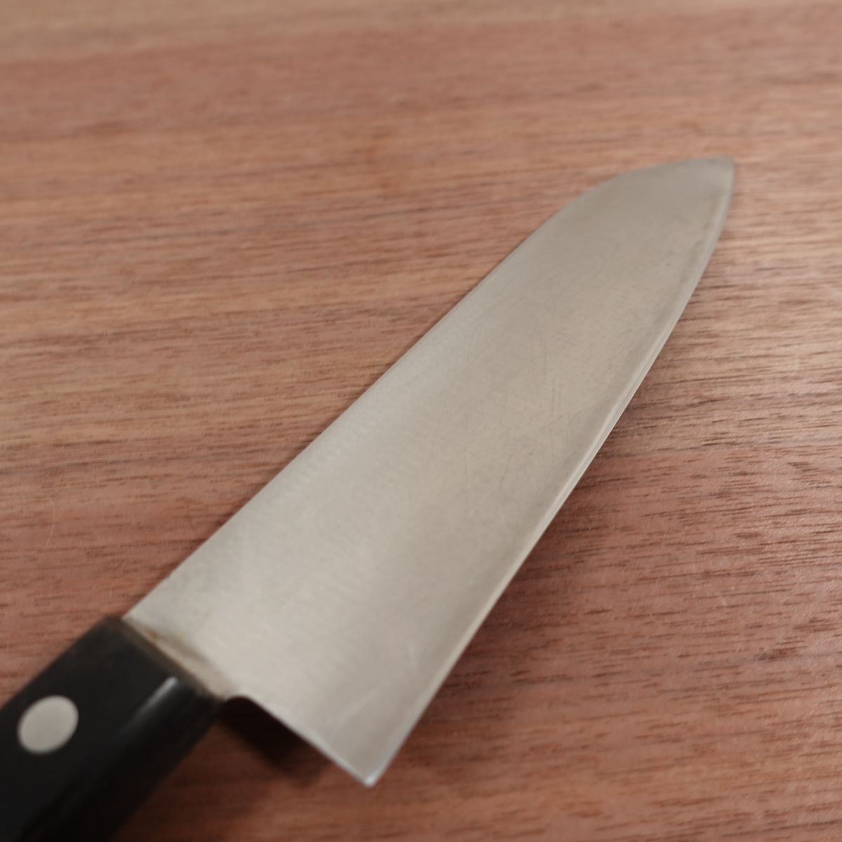 Couteau Santoku NS200, affûté, KAI, couteau universel, acier inoxydable, 165 mm