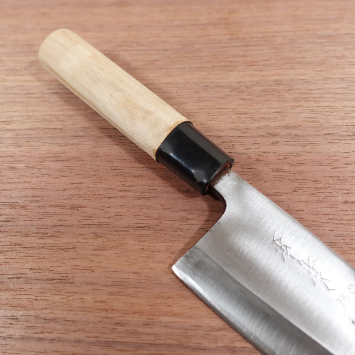Couteau Deba Kanesada, affûté, petit Ko-Deba, peu utilisé, 140mm