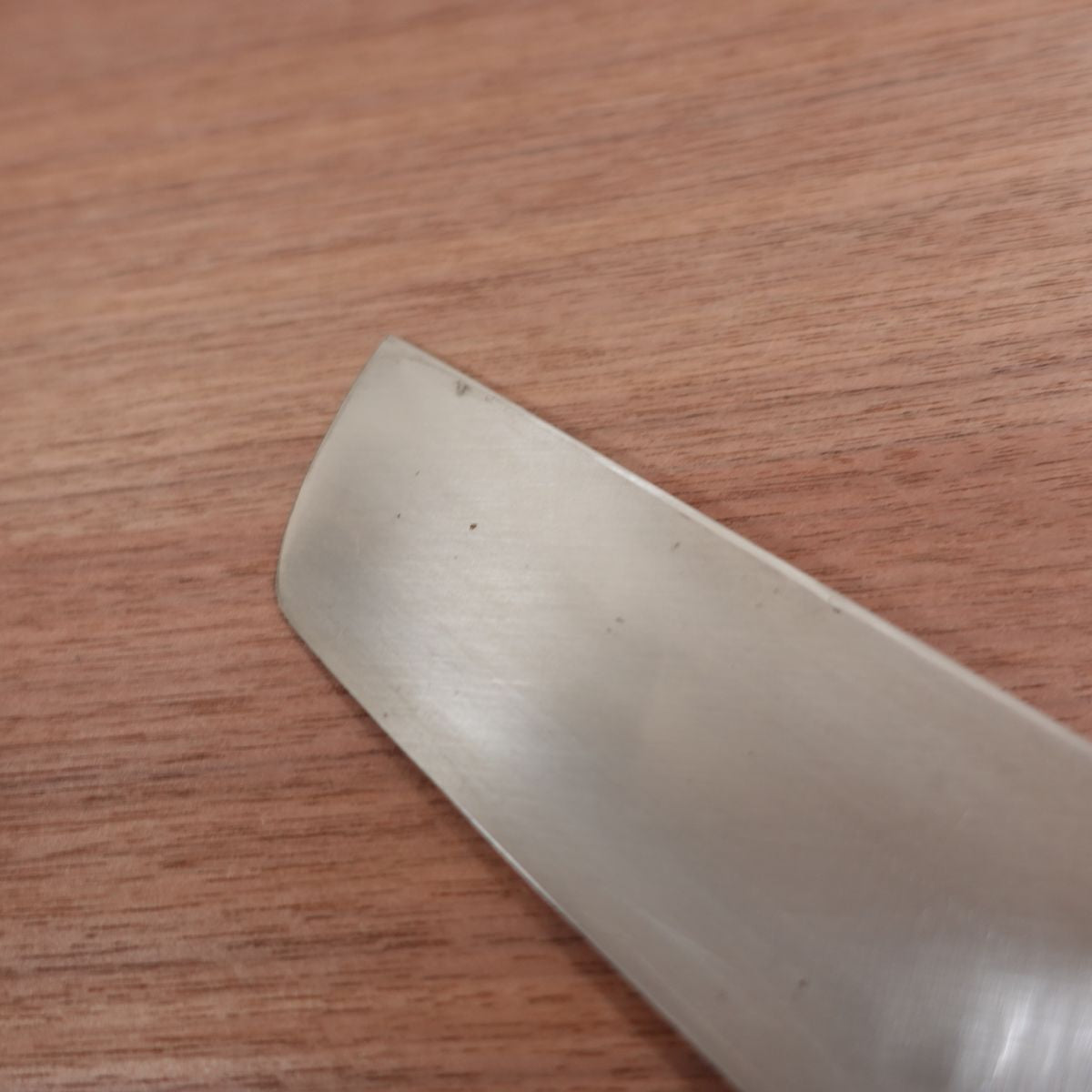 Sakai Ichimonji Mitsuhide Hamo Honekiri Knife, Sharpened, Water Buffalo Handle, Pike Conger, Premium Grade, 240mm