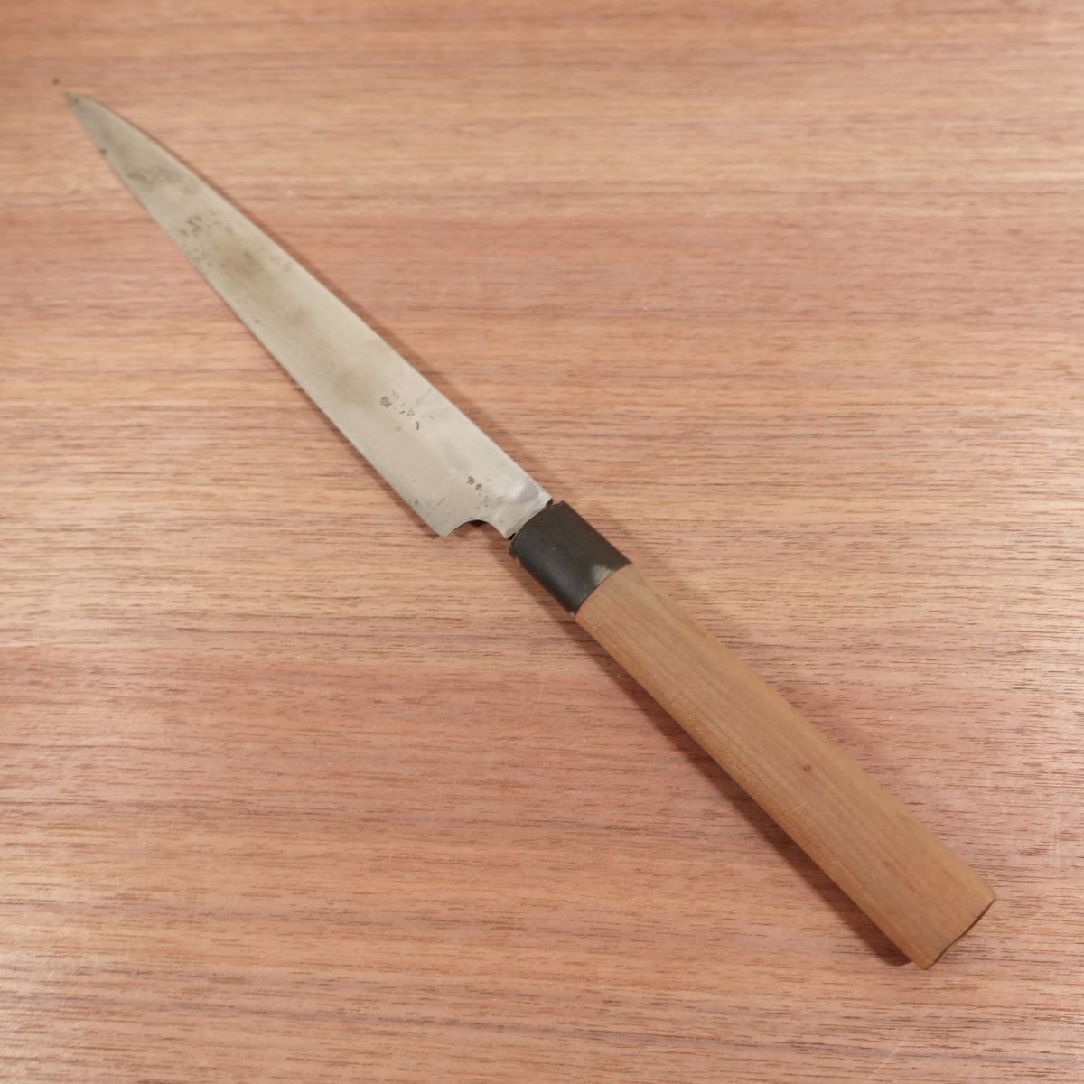 Heihachi Yanagiba Knife, Sharpened, Water Buffalo Handle, Fuguhiki Knife, Sashimi Knife, Carbon Steel, Single Bevel, 255mm