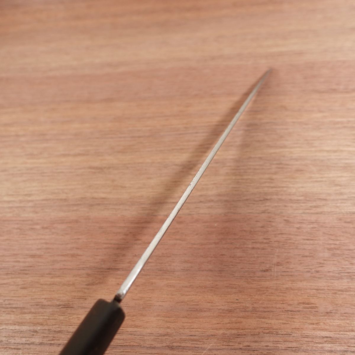 Heihachi Yanagiba Knife, Sharpened, Water Buffalo Handle, Fuguhiki Knife, Sashimi Knife, Carbon Steel, Single Bevel, 255mm
