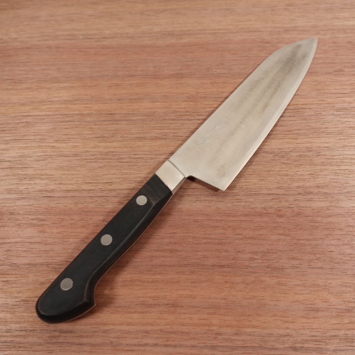Kunishige Santoku Knife, Sharpened, All-Purpose Knife, Stainless Laminated Steel, Lightly Used, 170mm