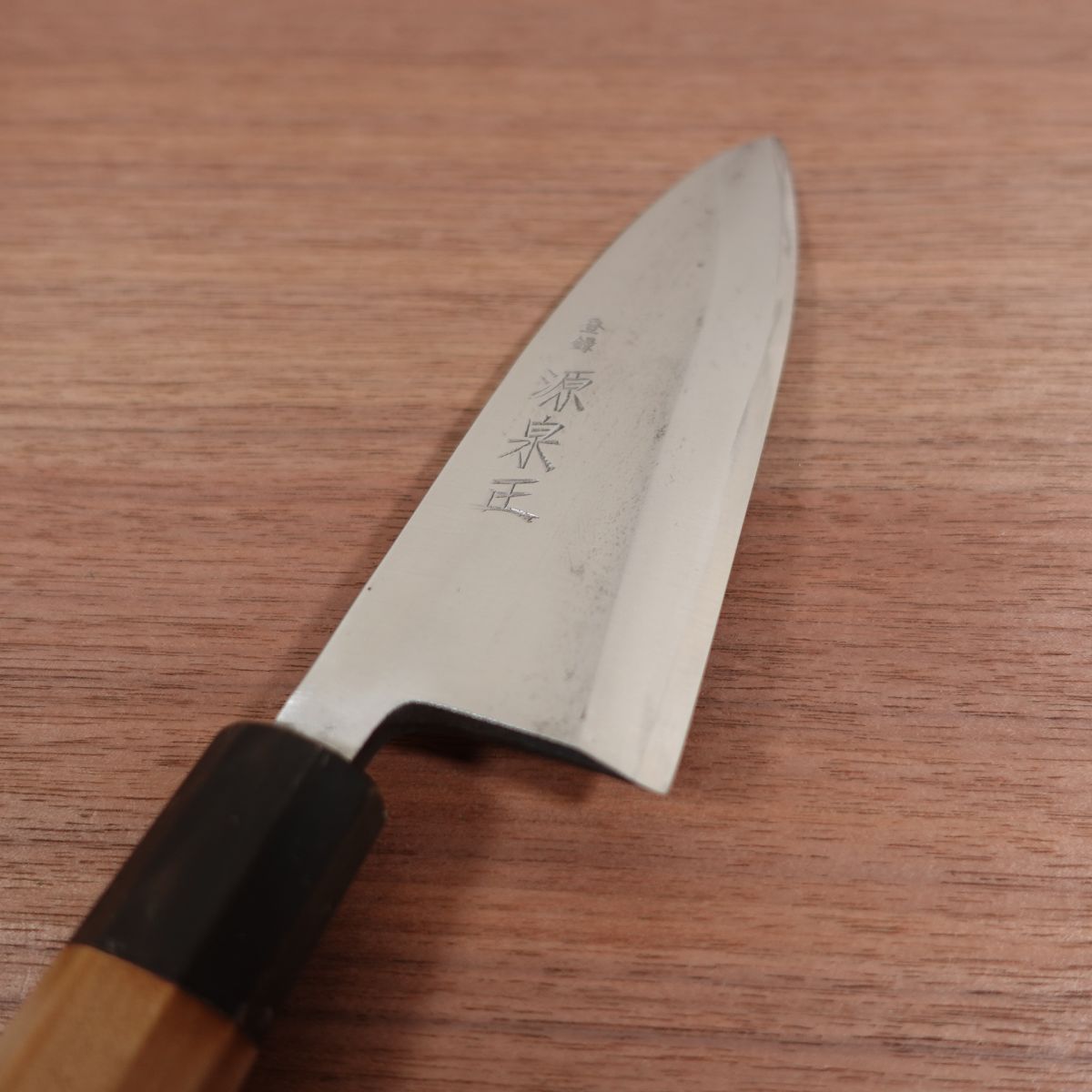 Minamoto Izumimasa Deba Knife, Sharpened, Blue Steel, Octagonal Water Buffalo Handle, Pattern-Forged, Aogami Steel, 155mm