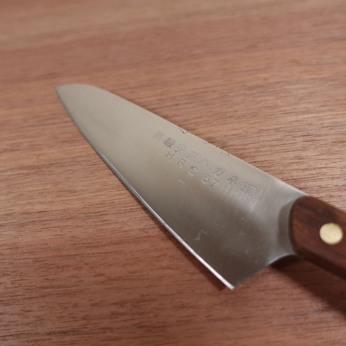 High-Grade Yasuki Carbon Steel Santoku Knife, Sharpened, HRC57, All-Purpose Knife, 160mm