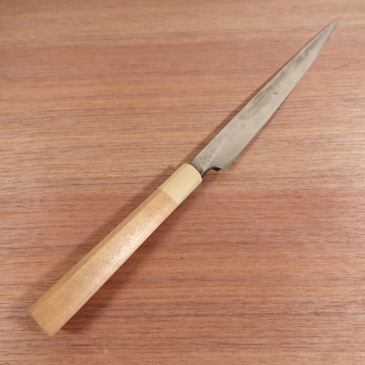 Honyaki Yanagiba Knife, Sharpened, White Water Buffalo Handle, Sashimi Knife, Carefully Used, Try Honyaki, 220mm