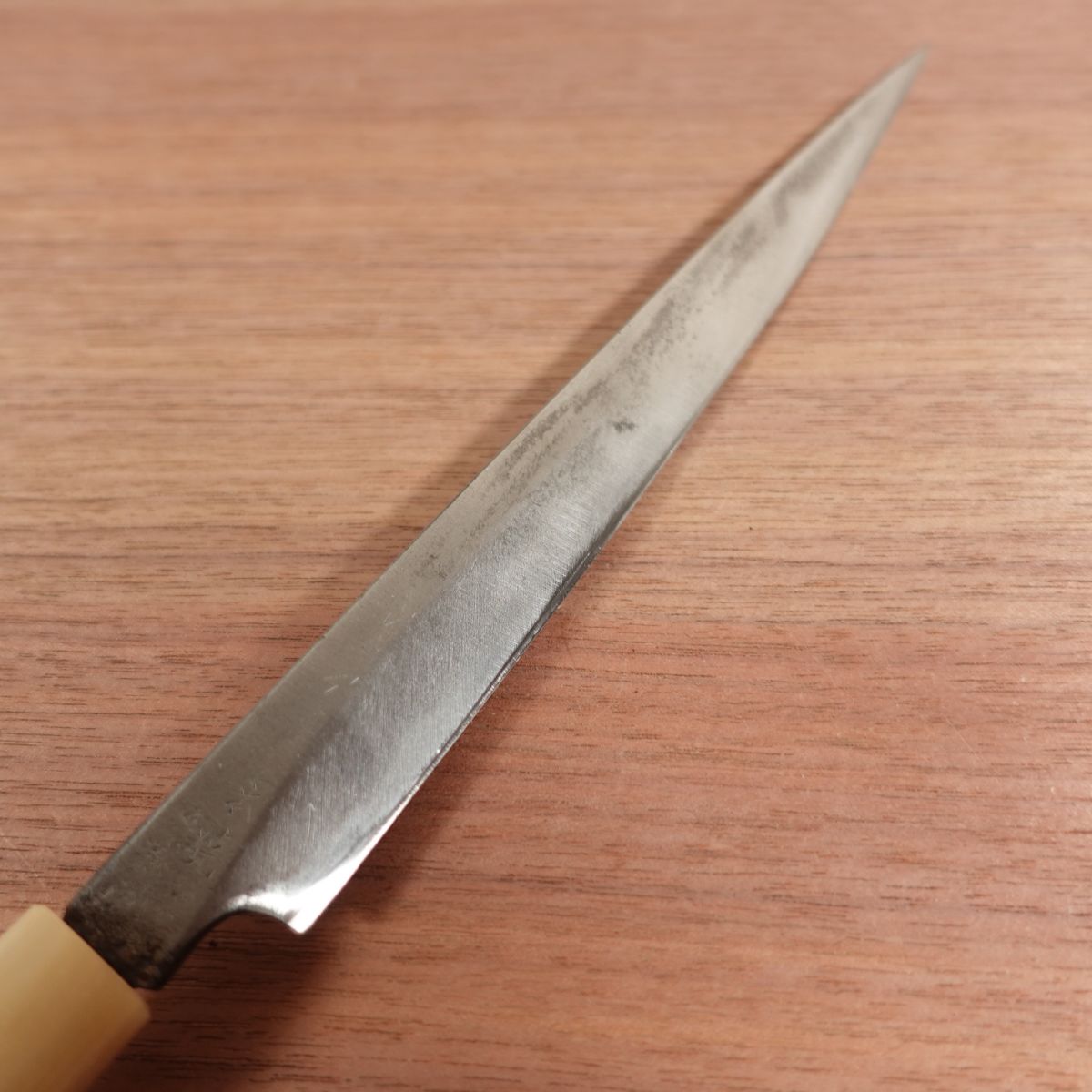 Honyaki Yanagiba Knife, Sharpened, White Water Buffalo Handle, Sashimi Knife, Carefully Used, Try Honyaki, 220mm