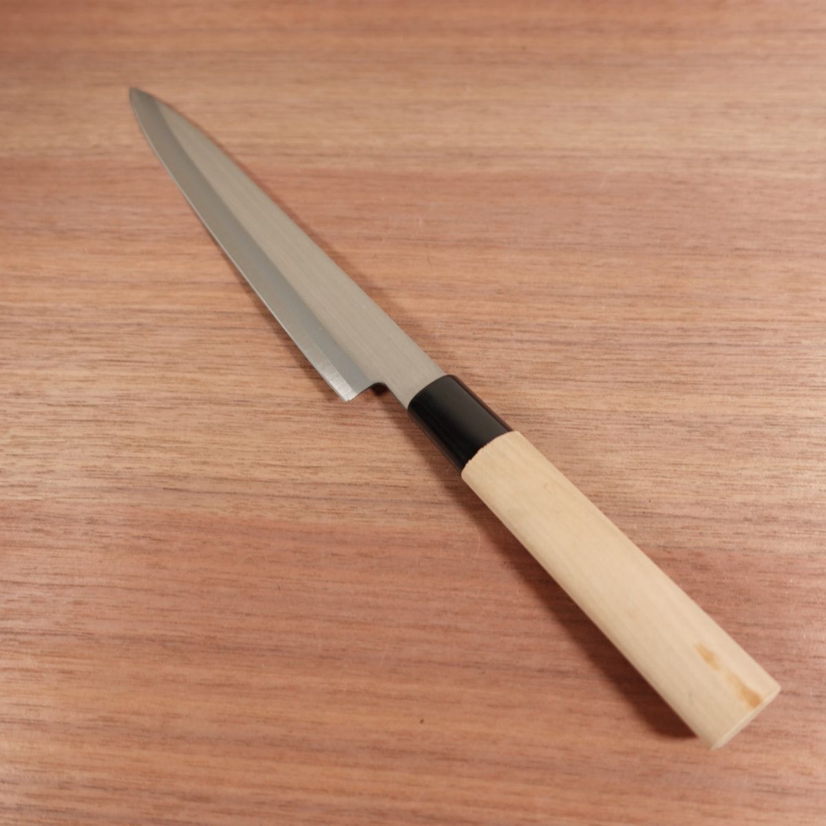 Azuma Roko Yanagiba Knife, Sharpened, Carbon Steel, Sashimi Knife, Razor-Sharp Sticker, Nearly Unused, 220mm