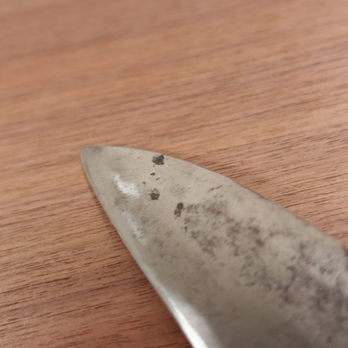 Kikukuni Hand-Forged Wa-Santoku Knife, Sharpened, Japanese Handle, All-Purpose Knife, 140mm