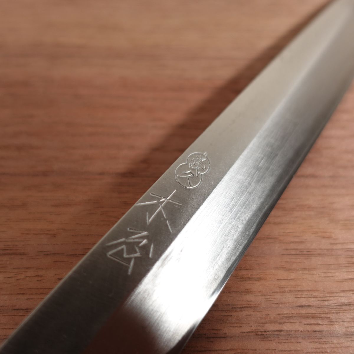 Kiya Yoshihisa Yanagiba Sharpened Sashimi Knife Gourd Logo Carbon Steel 210mm
