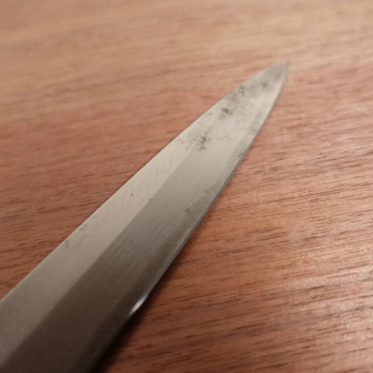 Kiya Yoshihisa Yanagiba Sharpened Sashimi Knife Gourd Logo Carbon Steel 210mm