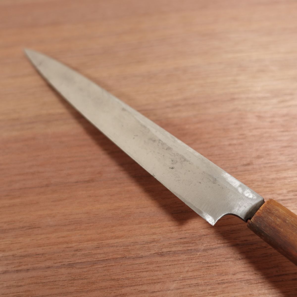 Izutsuki Kiya Yanagiba Sharpened White Buffalo Handle Sashimi Knife 210mm