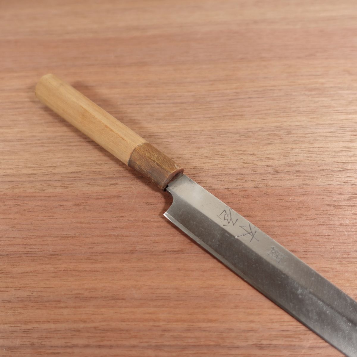 Izutsuki Kiya Yanagiba Sharpened White Buffalo Handle Sashimi Knife 210mm