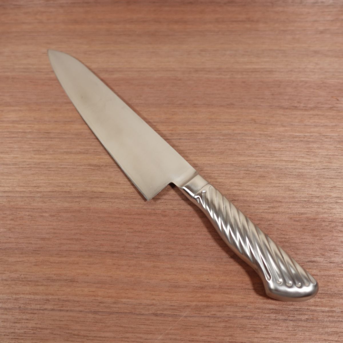 Tojiro Pro Gyuto Knife, Sharpened, All-Purpose Knife, Laminated Steel, 3-Layer DP Cobalt, Lightly Used, 240mm