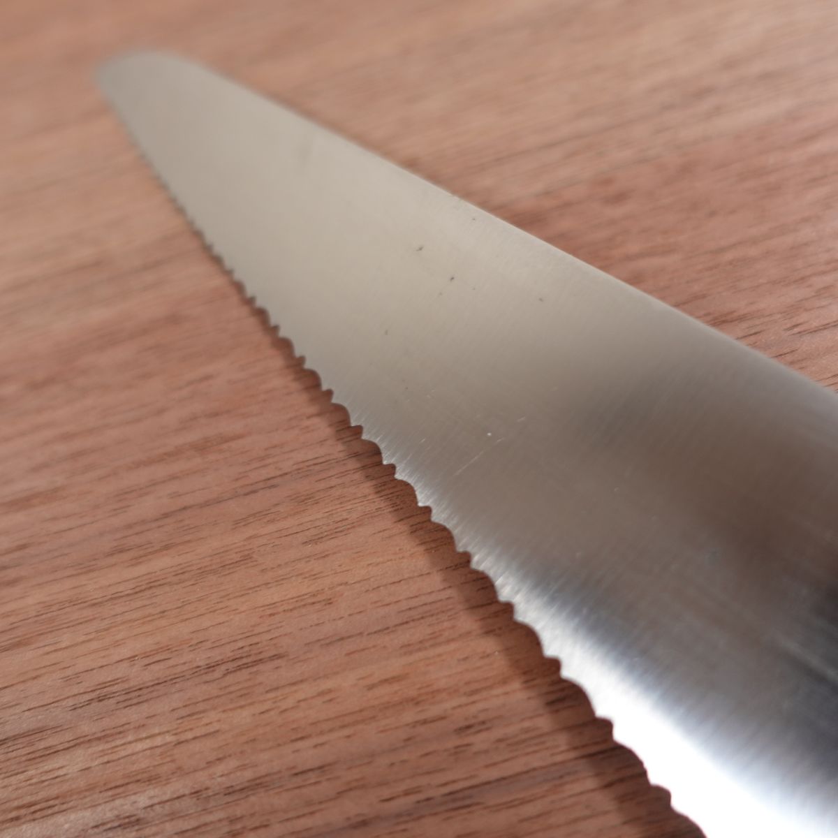 Masahiro Frozen Food Knife, Stainless Steel, Serrated Blade, 195mm