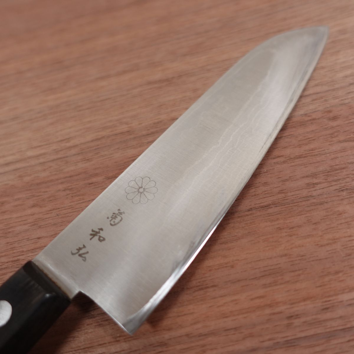 Kiku Kazuhiro Santoku Knife, Sharpened, Damascus, All-Purpose Knife, Suminagashi, 165mm