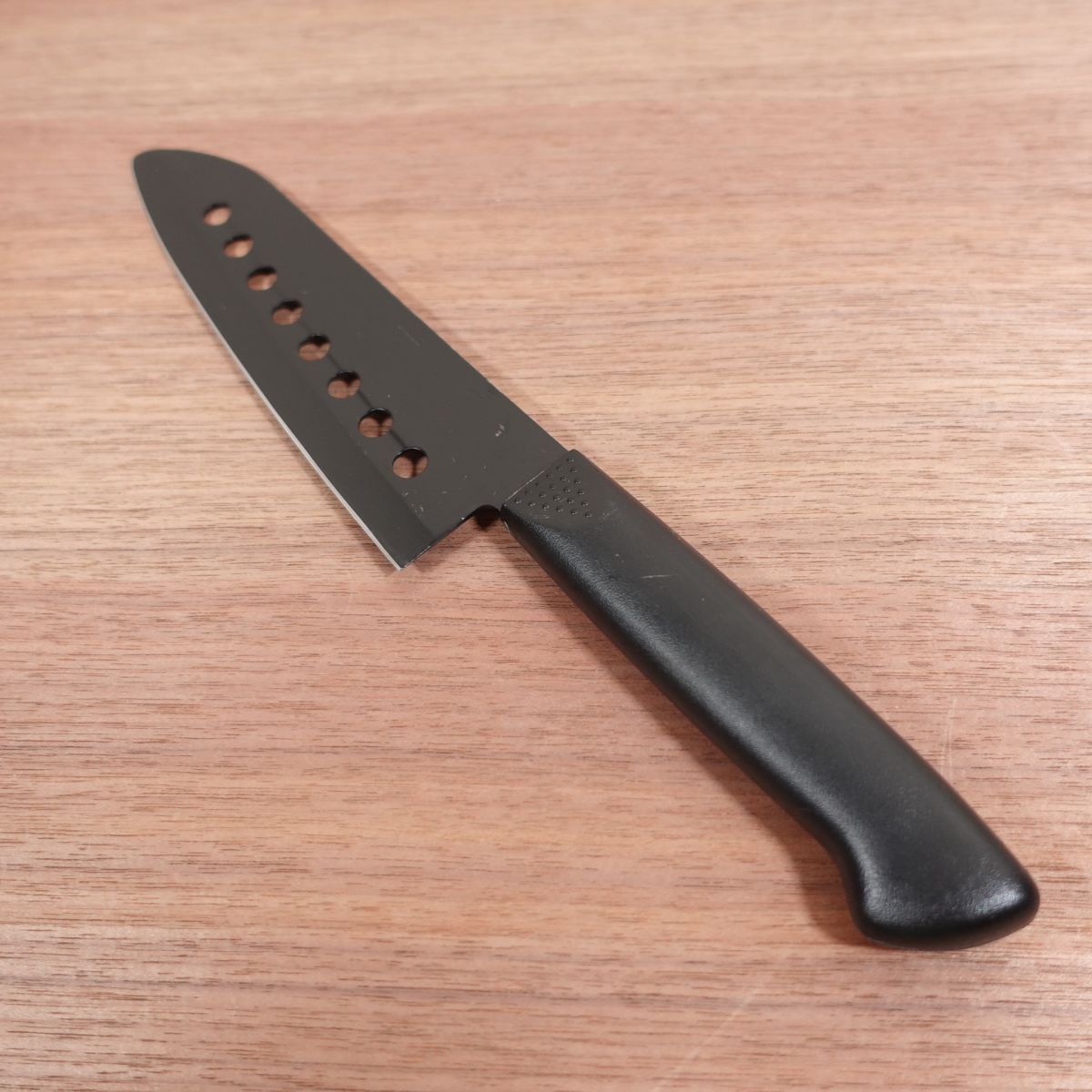 SEKIZO Santoku Knife, Sharpened, Black Coating, All-Purpose Knife, Granton Edge, Nearly Unused Stored Item, 170mm