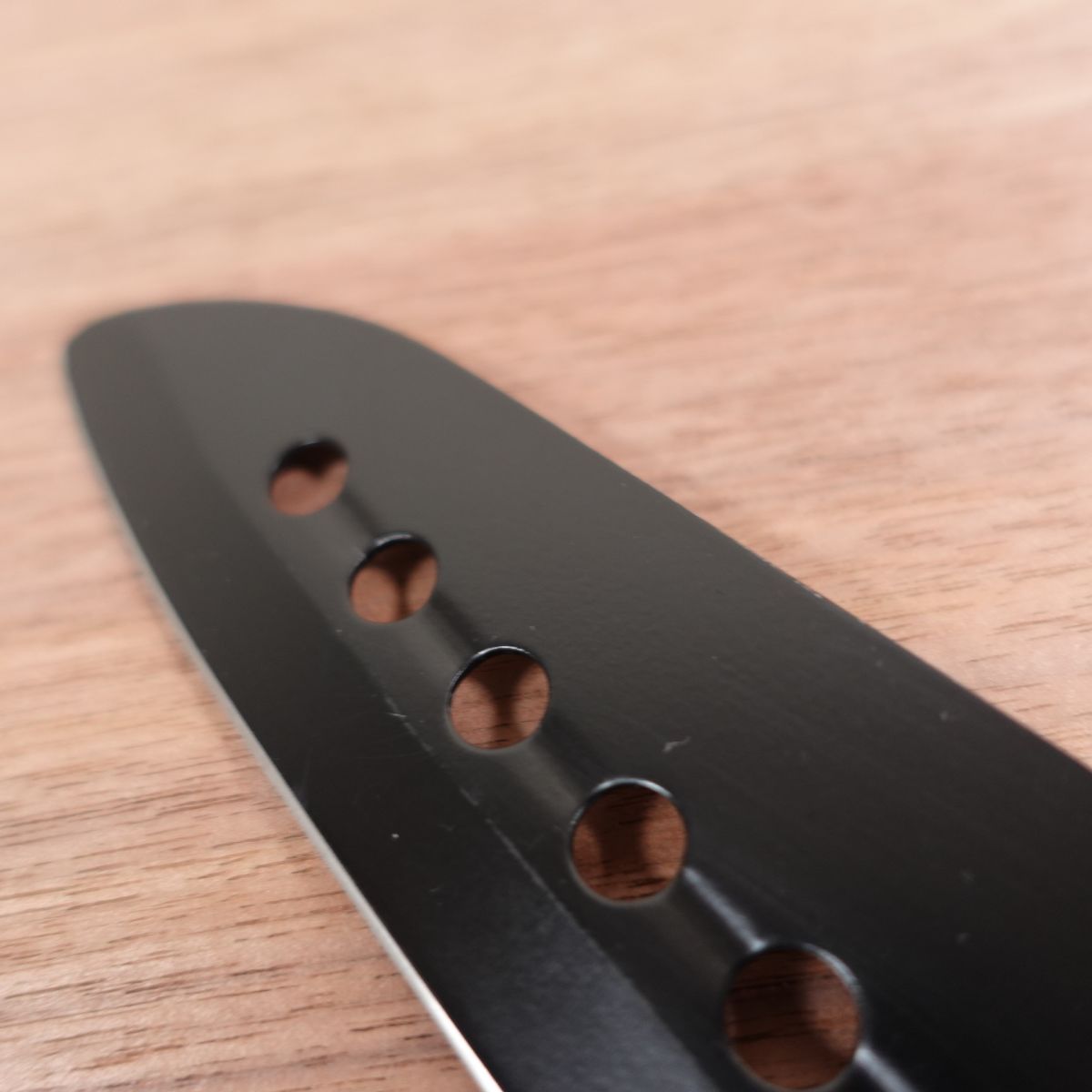 SEKIZO Santoku Knife, Sharpened, Black Coating, All-Purpose Knife, Granton Edge, Nearly Unused Stored Item, 170mm