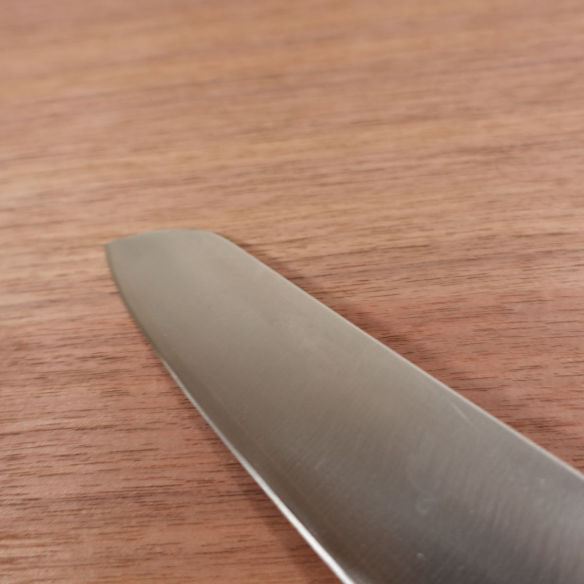 Murato Santoku Knife, Sharpened, Fine AUS10 Stainless Steel, All-Purpose Knife, 150mm