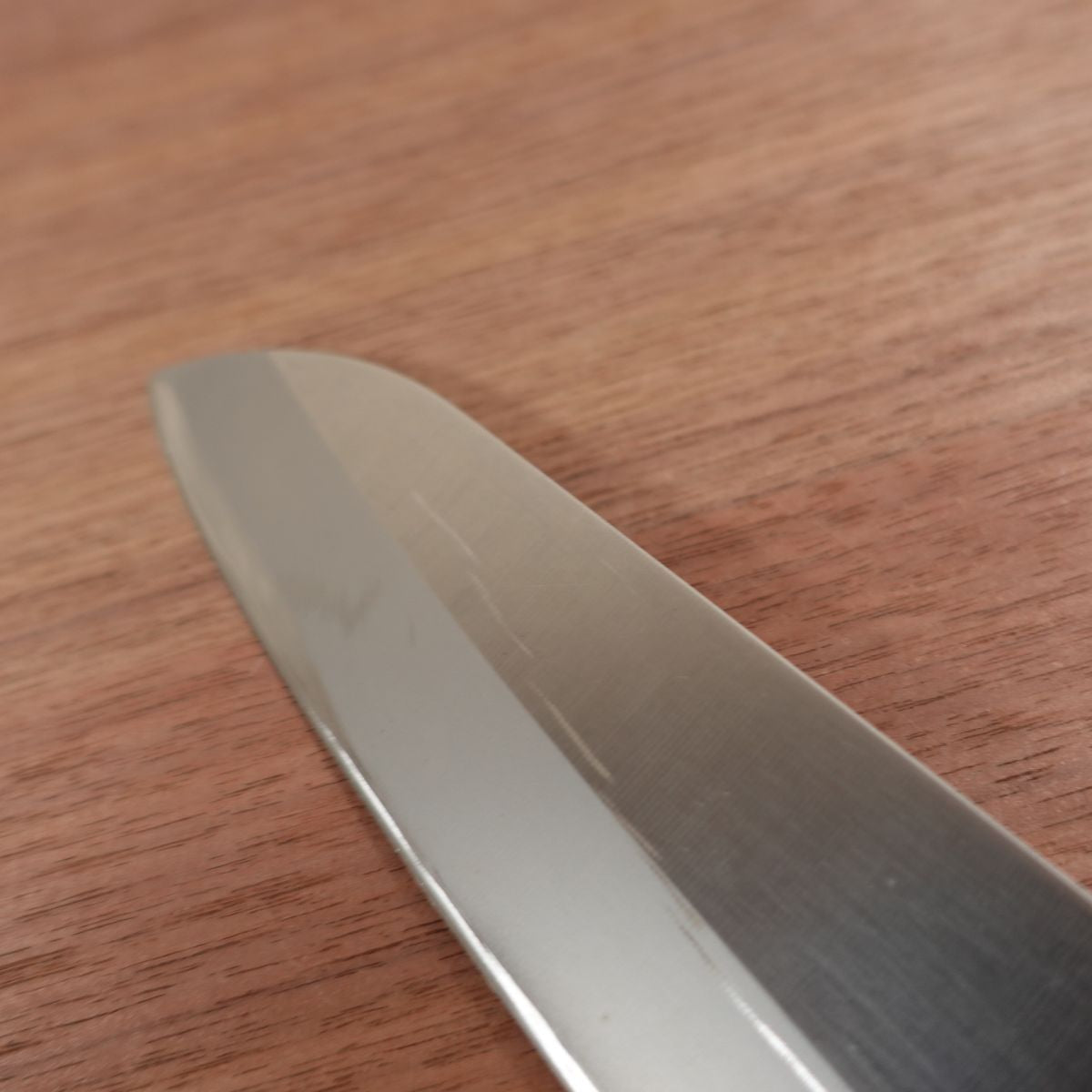 Takumi Santoku Knife, Sharpened, Tsubame-Sanjo, Molybdenum Vanadium Stainless Steel, All-Purpose Knife, 165mm