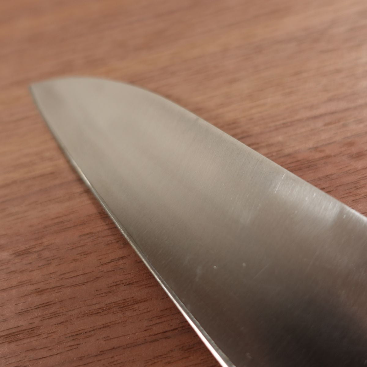 Yoshimune Santoku Knife, Sharpened, Carbon Steel Laminated, All-Purpose Knife, Sticker on Handle, 160mm
