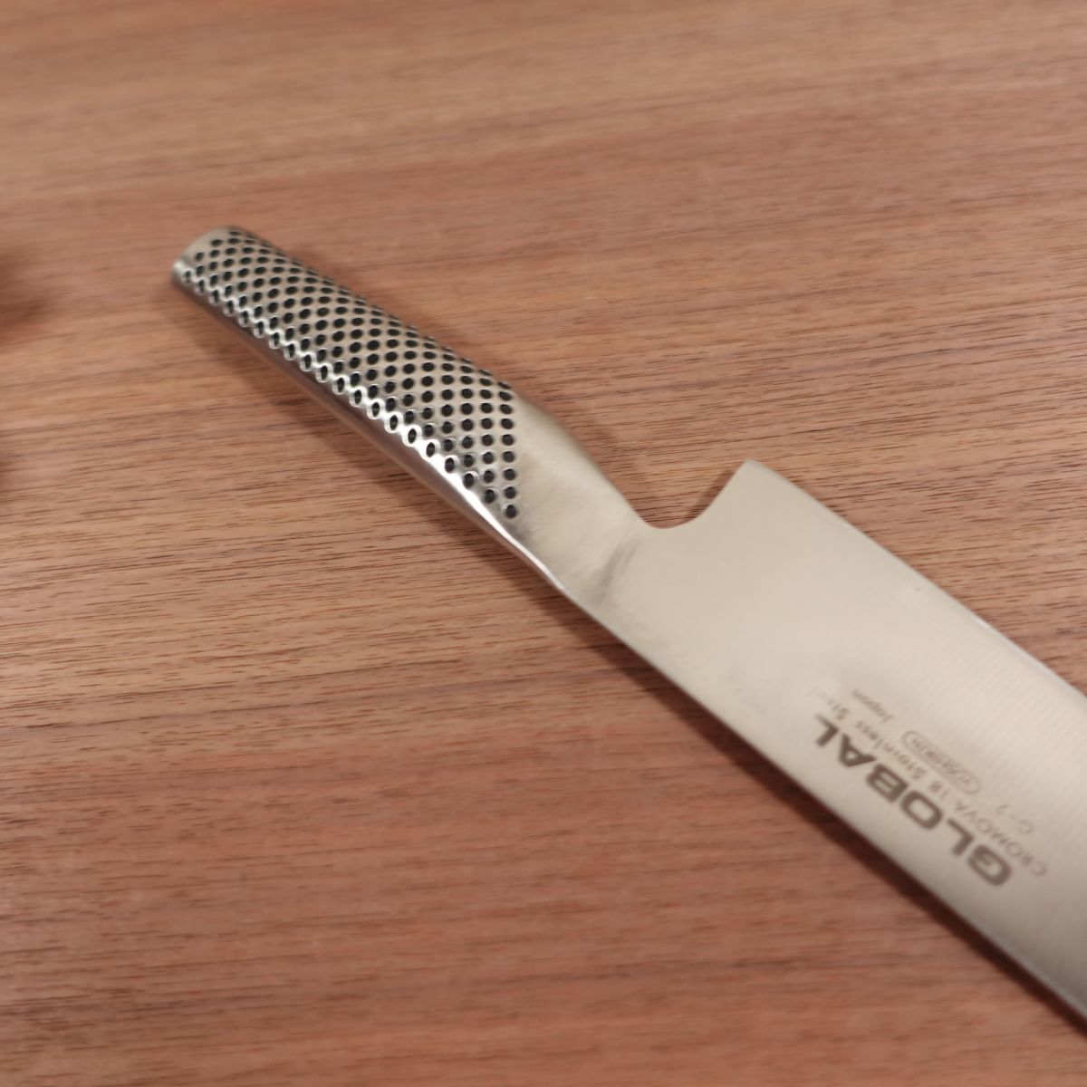 GLOBAL G-2 Gyuto Knife, Sharpened, Stainless Steel, All-Purpose Knife, Yoshida Metal Industry, 205mm