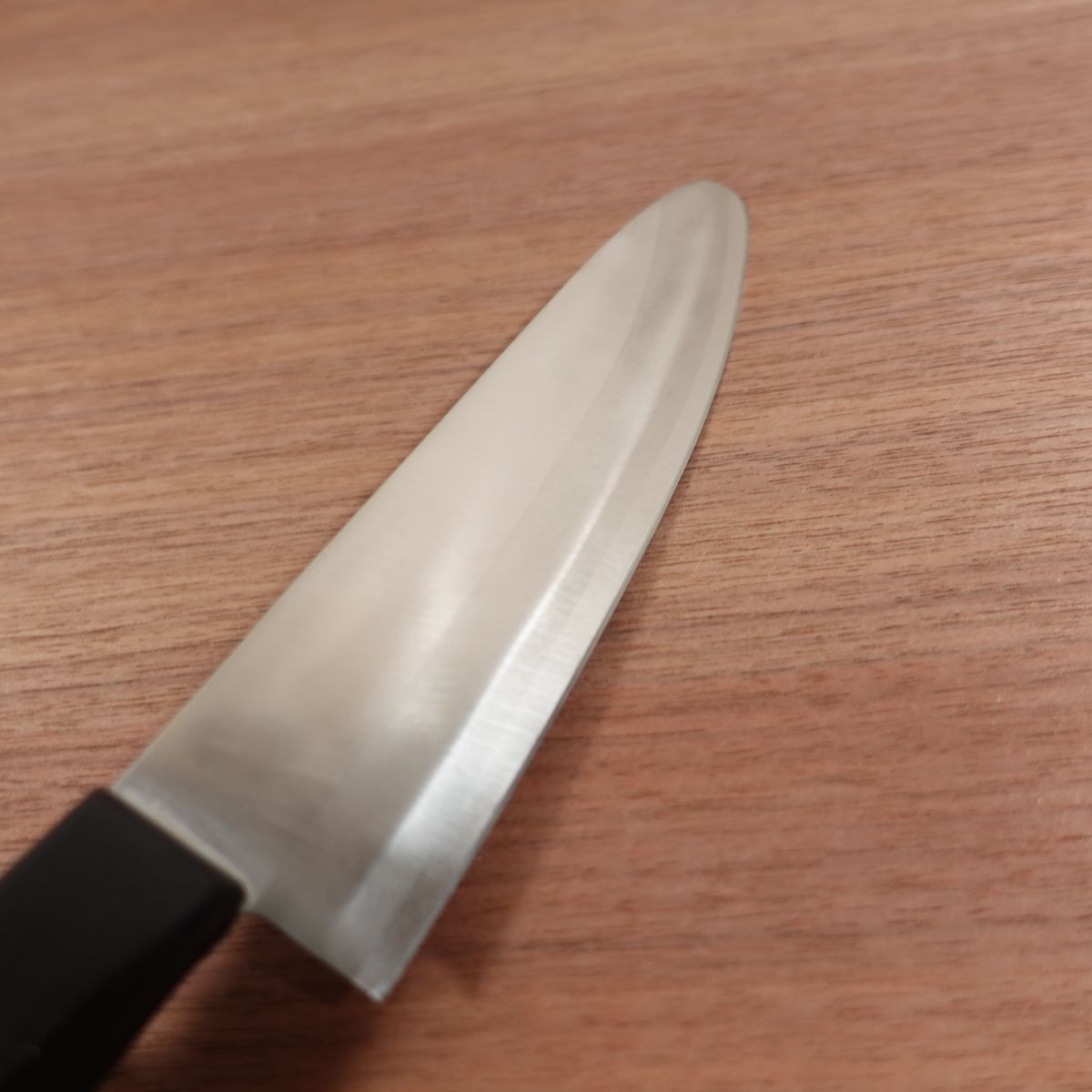 Sakai Sadamine Santoku Knife, Sharpened, Made in Japan, All-Purpose Knife, Rounded Tip, Stainless Steel, Lightly Used, 170mm
