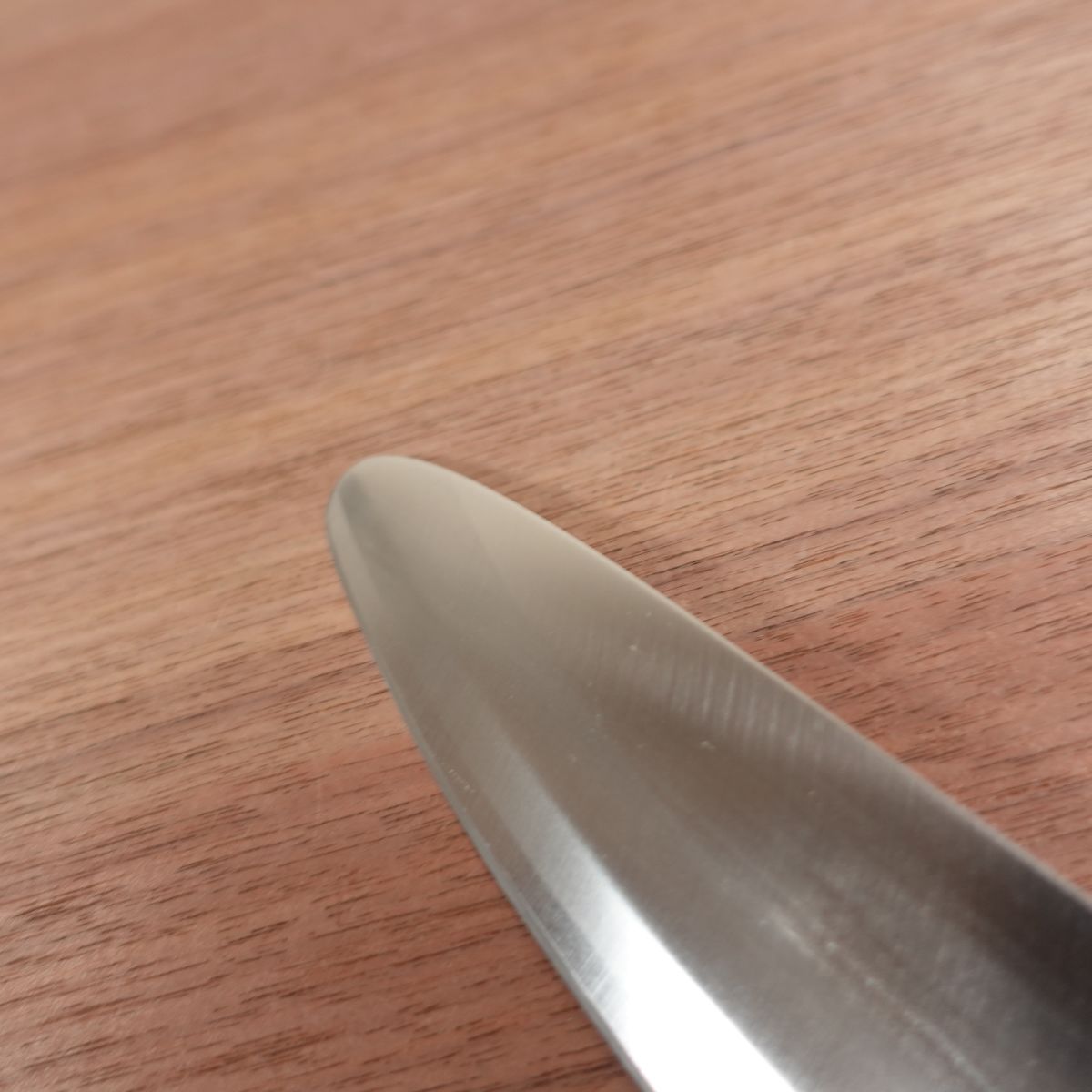 Sakai Sadamine Santoku Knife, Sharpened, Made in Japan, All-Purpose Knife, Rounded Tip, Stainless Steel, Lightly Used, 170mm