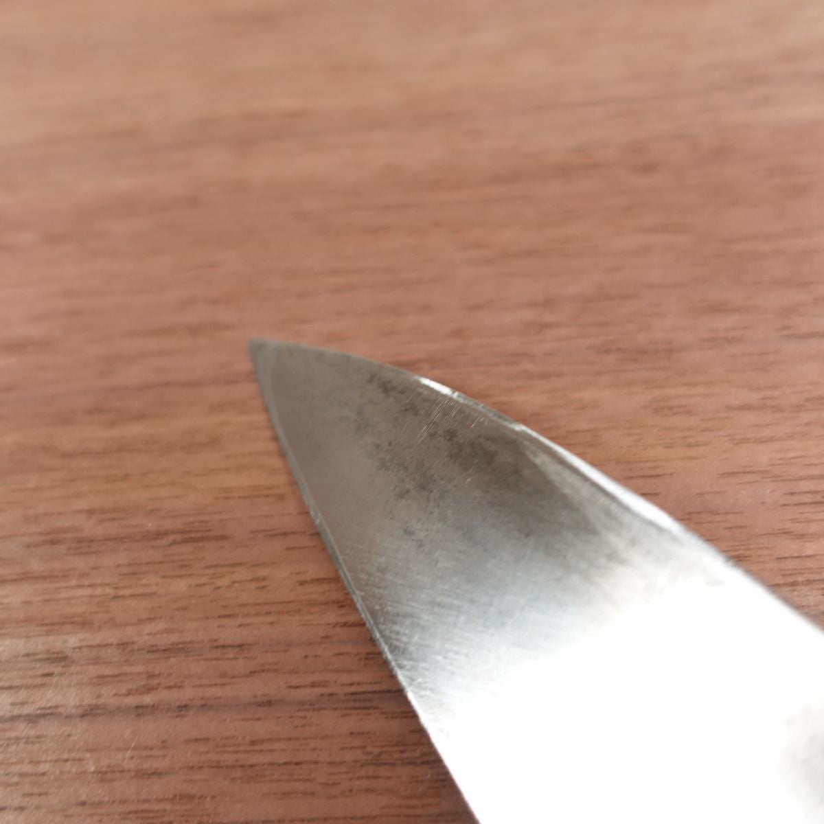 Okeya Aji-Kiri Knife, Sharpened, Tsuchime Finish, Ko-Deba Knife, Carbon Steel, 110mm