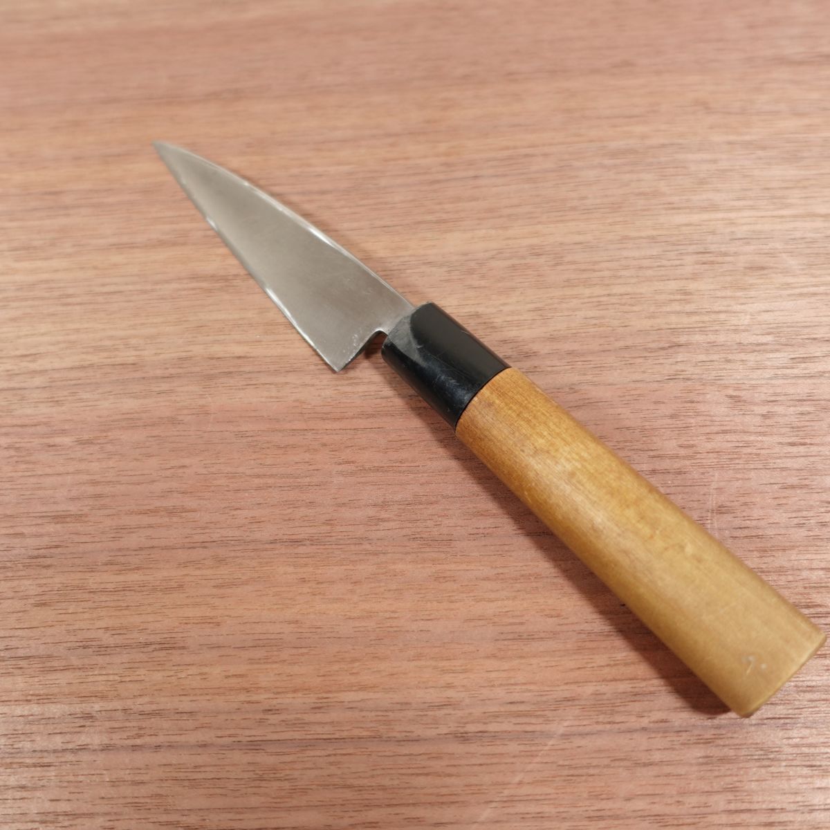 Okeya Wa-Petty Knife, Sharpened, Fruit Knife, Single Bevel, Kaisaki Knife, Tsuchime Finish, Decorative Cutting, 110mm