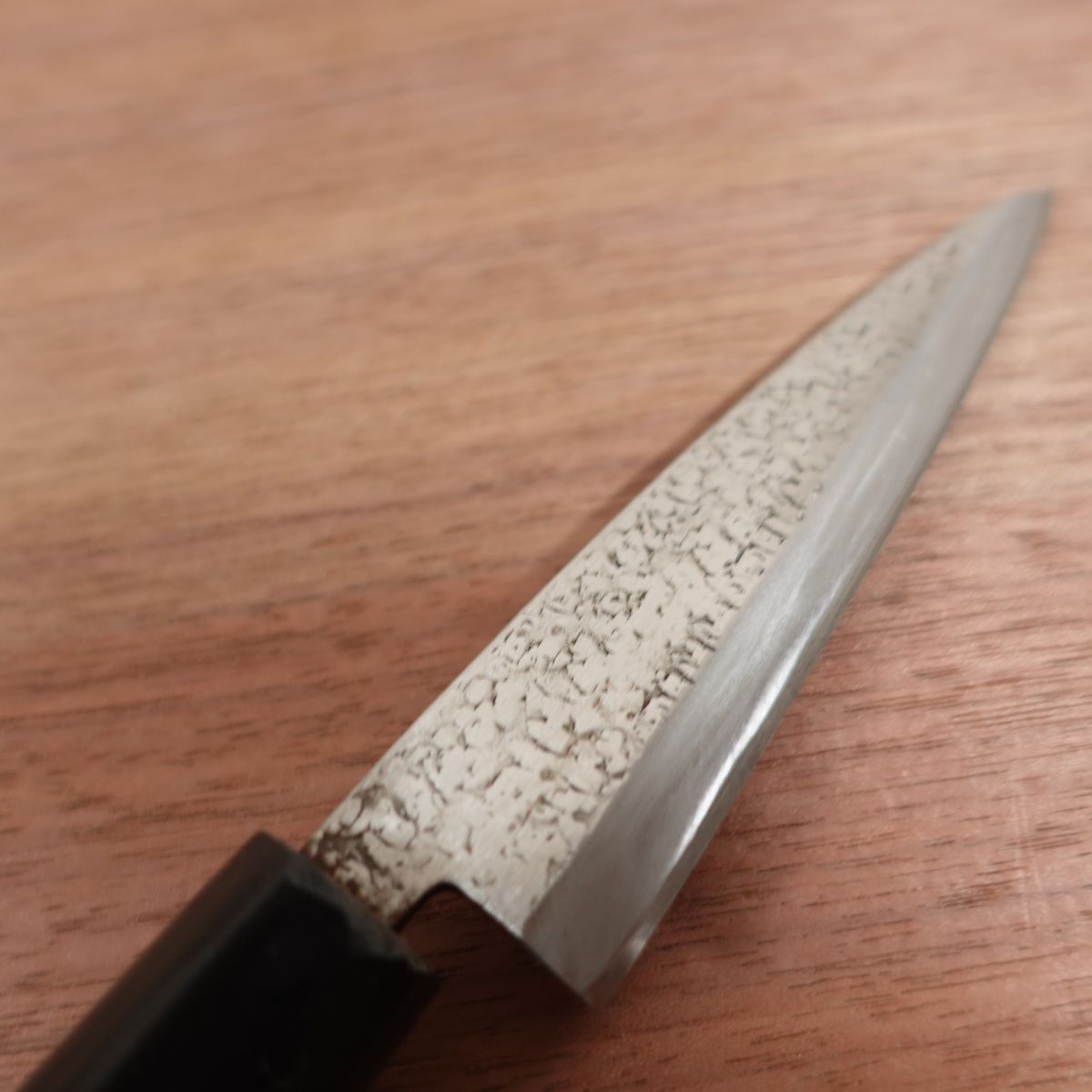 Okeya Wa-Petty Knife, Sharpened, Fruit Knife, Single Bevel, Kaisaki Knife, Tsuchime Finish, Decorative Cutting, 110mm