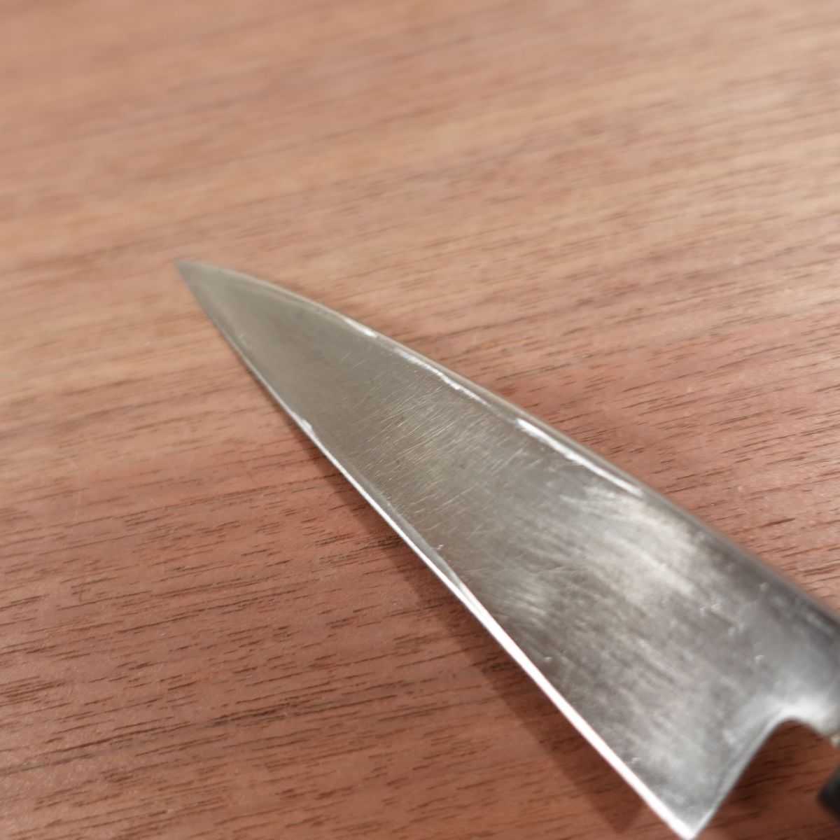Okeya Wa-Petty Knife, Sharpened, Fruit Knife, Single Bevel, Kaisaki Knife, Tsuchime Finish, Decorative Cutting, 110mm