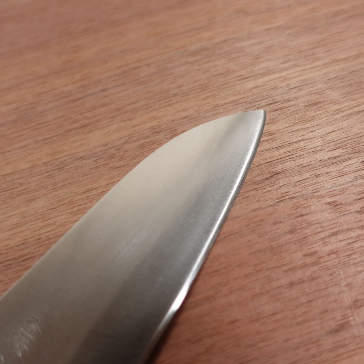 Maten Santoku Knife, Sharpened, Maten Saku, All-Purpose Knife, Hon-Warikomi, 170mm