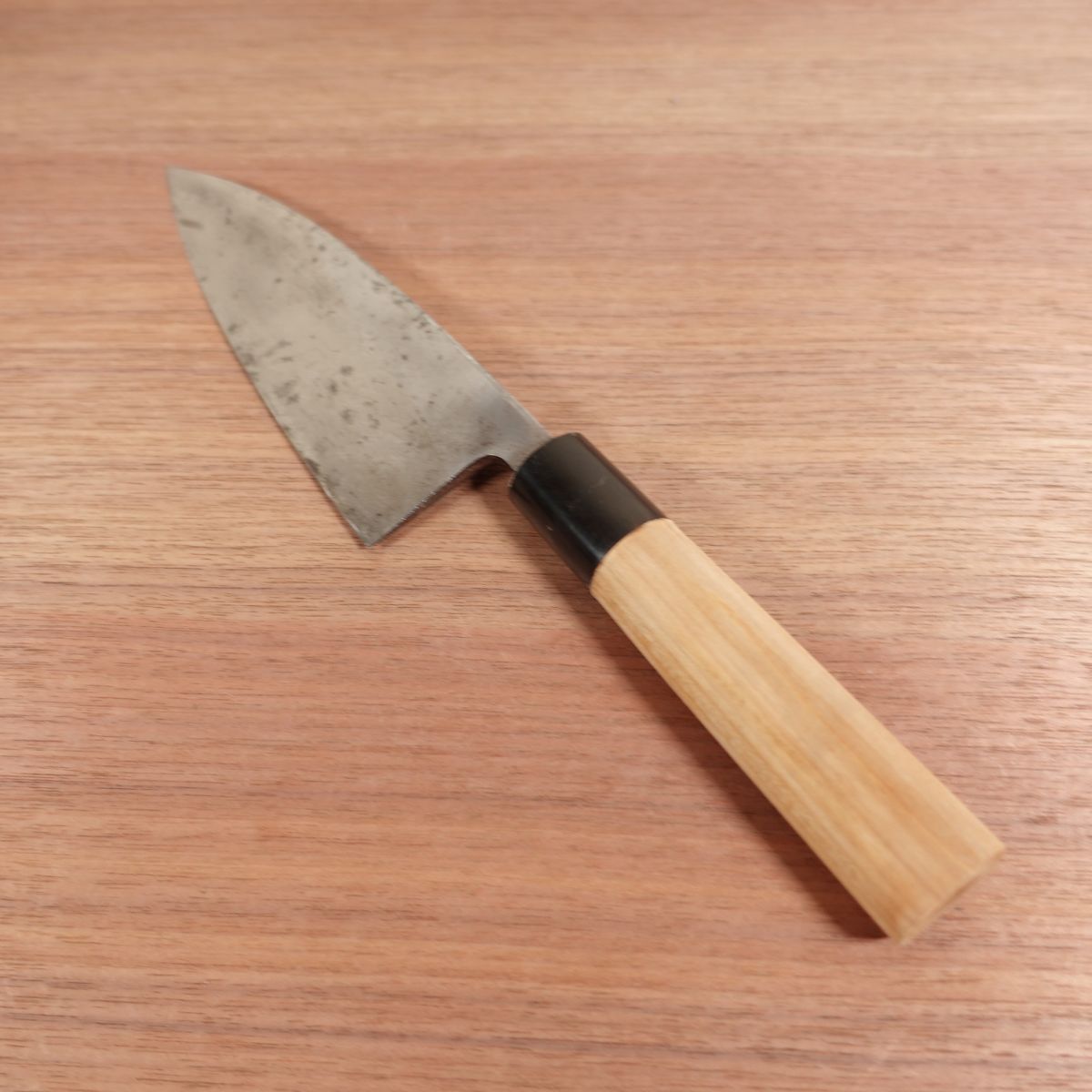Sakai Ichiji Deba Knife, Sharpened, Water Buffalo Handle, Bessaku, Carbon Steel, Single Bevel, 155mm